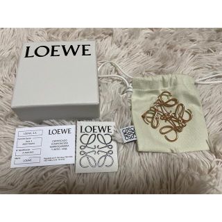 ロエベ(LOEWE)の【美品】LOEWE ロエベ♡ブローチ　ローズゴールド(ブローチ/コサージュ)