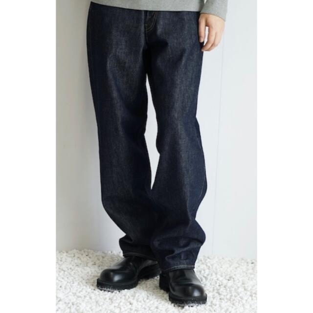 AURALEE(オーラリー)のHARD TWIST DENIM WIDE PANTS オーラリー デニムパンツ メンズのパンツ(デニム/ジーンズ)の商品写真