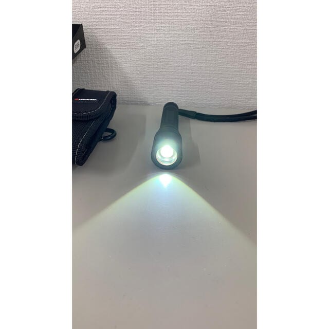 LEDLENSER(レッドレンザー)のレッドレンザー　T5.2 LED ライト スポーツ/アウトドアのアウトドア(ライト/ランタン)の商品写真