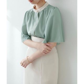 ナチュラルクチュール(natural couture)のnatural couture■ パール釦ポイントバイカラーフレア5分袖ブラウス(シャツ/ブラウス(半袖/袖なし))