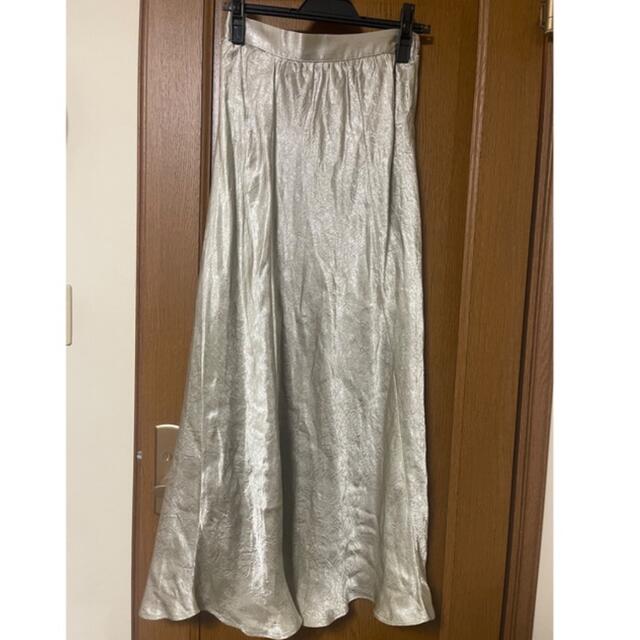 LOWRYS FARM(ローリーズファーム)のlaulen Satin long skirt レディースのスカート(ロングスカート)の商品写真