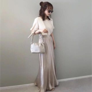 ローリーズファーム(LOWRYS FARM)のlaulen Satin long skirt(ロングスカート)