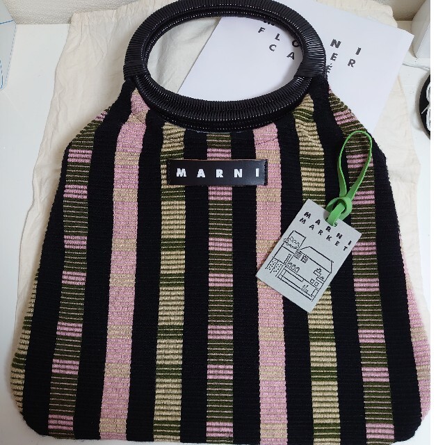 専用 マルニ MARNI ボートバッグ ブラックピンク - wagner-martin.fr