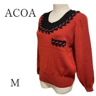 ACOA  ニットセーター　肩パッド入り　レッド系柄　Mサイズ(ニット/セーター)