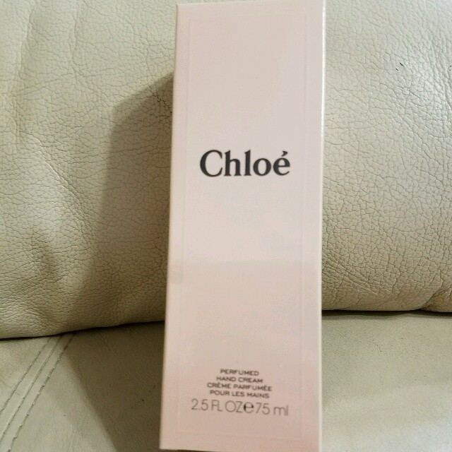 Chloe(クロエ)の☆クロエ☆パフューム　ハンドクリーム75ml コスメ/美容のボディケア(ハンドクリーム)の商品写真