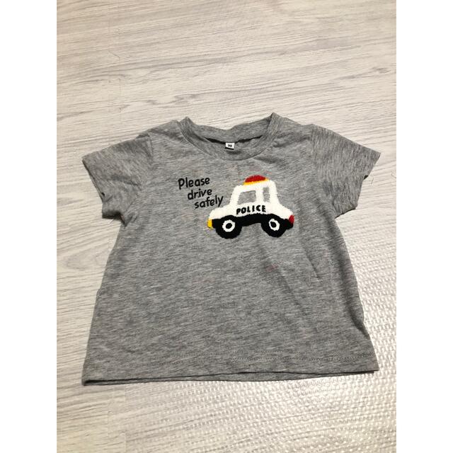 西松屋(ニシマツヤ)の西松屋　パトカー　刺繍　安全運転　Tシャツ　90サイズ　グレー キッズ/ベビー/マタニティのキッズ服男の子用(90cm~)(Tシャツ/カットソー)の商品写真