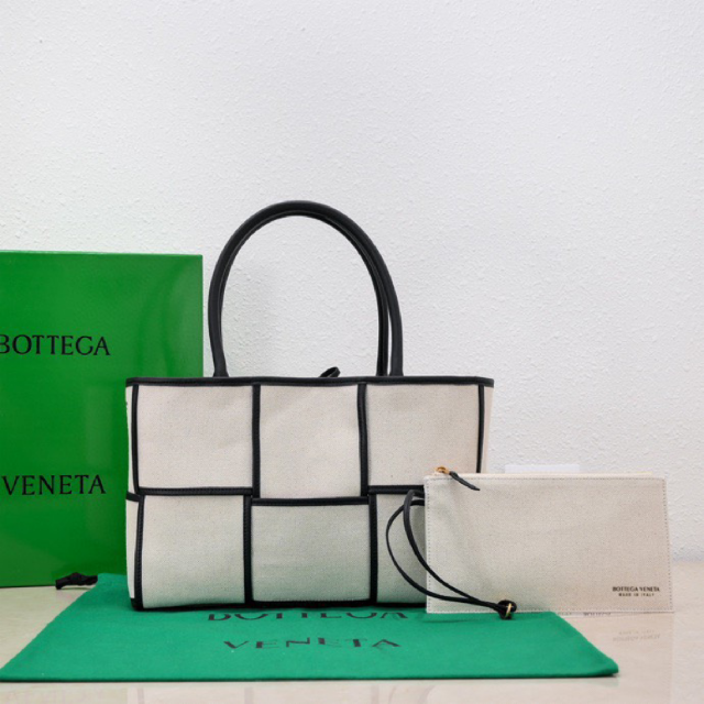 最高の Bottega Veneta - BOTTEGA VENETA トートバッグ トートバッグ