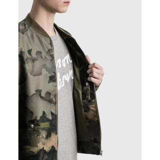 MAISON KITSUNE' - メゾンキツネ zipped teddy AW2021 迷彩 ブルゾンの