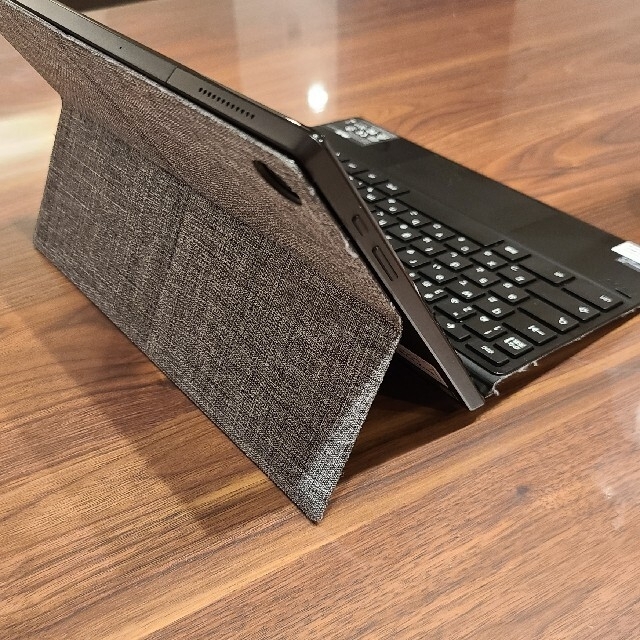 ジャンクASUS Chromebook Detachable CM3000dv