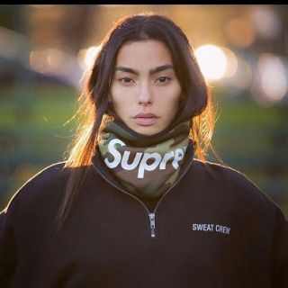 カテゴリ Supreme - supremeネックウォーマー黒新品未使用正規品の通販 by すずshop｜シュプリームならラクマ ファッショ