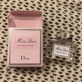 ディオール(Dior)のDIOR ブルーミングブーケ　ミニ香水(香水(女性用))