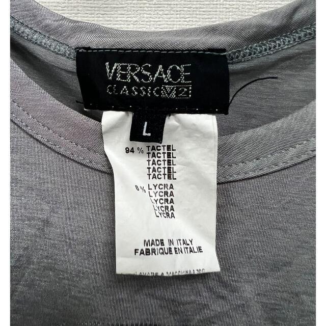 VERSACE(ヴェルサーチ)のオールド VERSACE ヴェルサーチ ロゴ プリント ストレッチ カットソー レディースのトップス(Tシャツ(半袖/袖なし))の商品写真