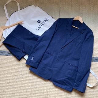 ラルディーニ(LARDINI)の【新品】LARDINI ラルディーニ セットアップ ネイビー スーツ 紺 54(セットアップ)