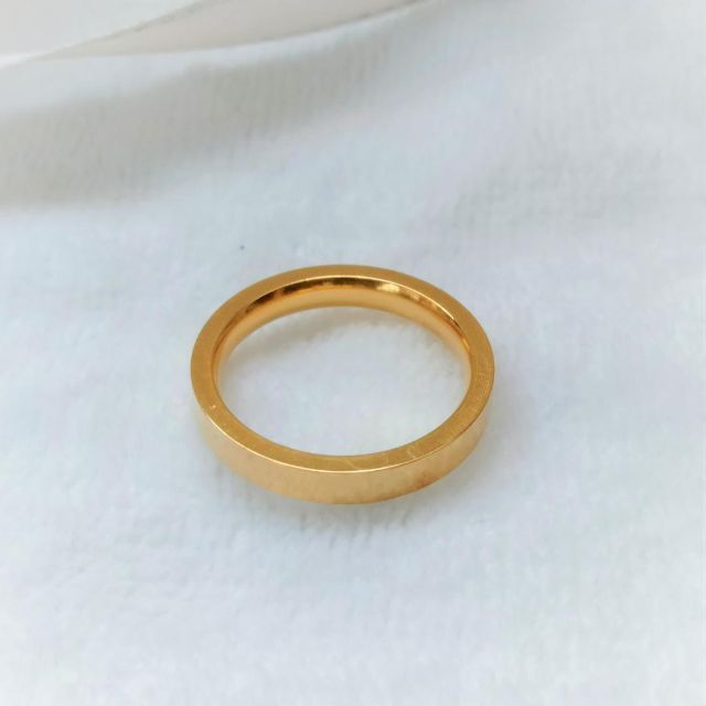 26号 US12号 シンプル 角型 リング ゴールド 3mm メンズのアクセサリー(リング(指輪))の商品写真