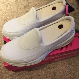 新品 スケッチャーズ skechers レディース(スニーカー)