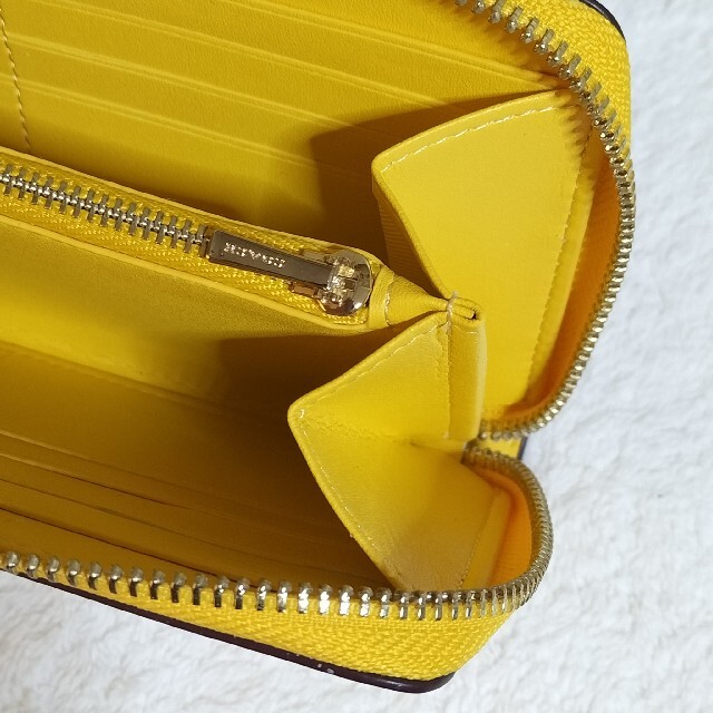 レディース COACH ホワイト×イエロー アウトレット 正規品の通販 by