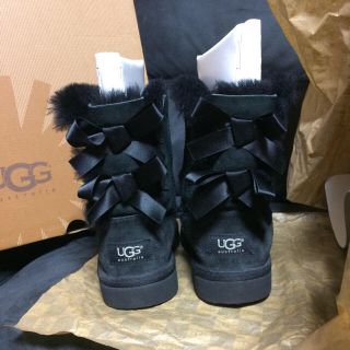 アグ(UGG)のUGG リボンブーツ(ブーツ)