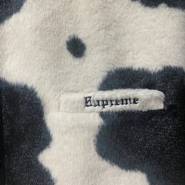 Supreme(シュプリーム)のSupreme Cow Print Cardigan "Black" メンズのトップス(カーディガン)の商品写真