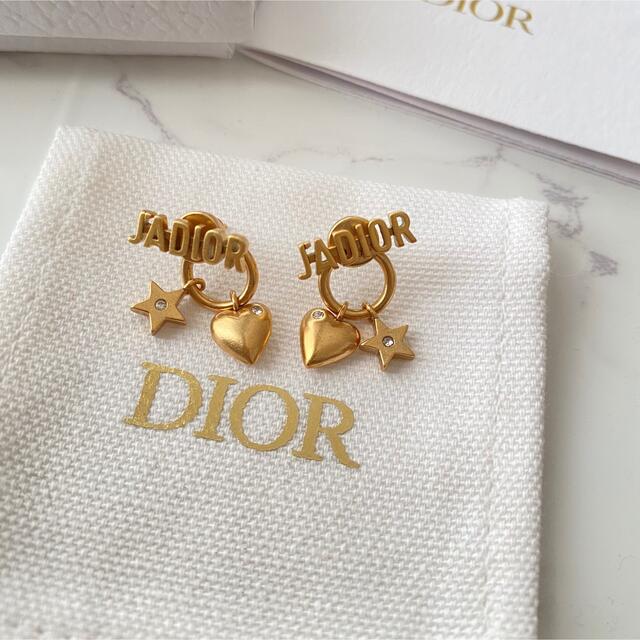 Dior(ディオール)の未使用【日本未入荷】TWICEナヨン着用♡DIOR J'ADIORピアス レディースのアクセサリー(ピアス)の商品写真