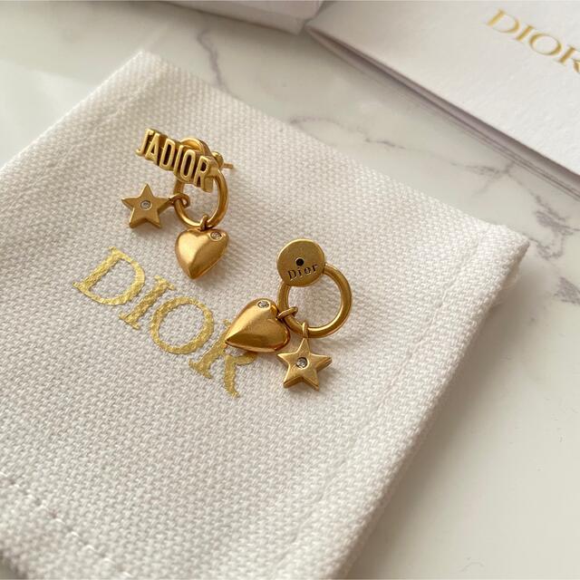 Dior(ディオール)の未使用【日本未入荷】TWICEナヨン着用♡DIOR J'ADIORピアス レディースのアクセサリー(ピアス)の商品写真