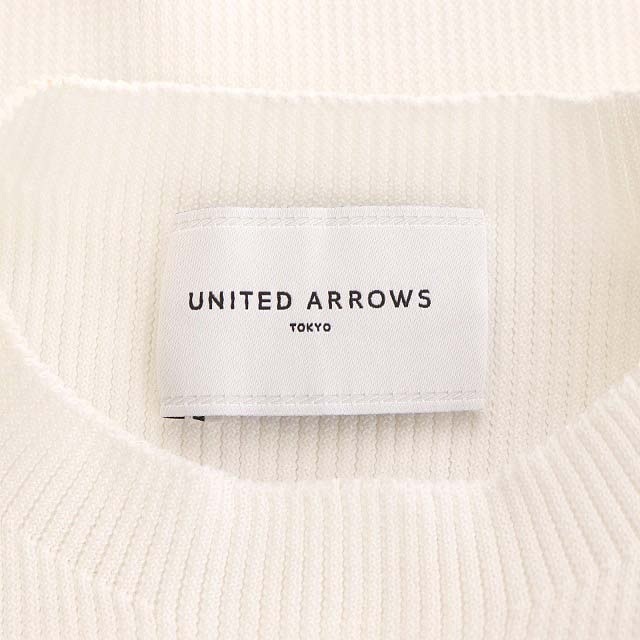UNITED ARROWS(ユナイテッドアローズ)のユナイテッドアローズ ニット カットソー 五分袖 クルーネック パフスリーブ 白 レディースのトップス(ニット/セーター)の商品写真
