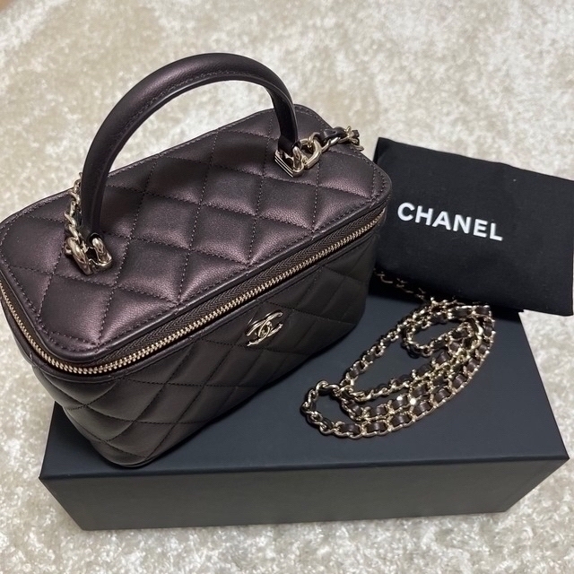 シャネル　CHANEL  ヴァニティ　バニティ　ポーチ　鞄　チェーン　バッグ