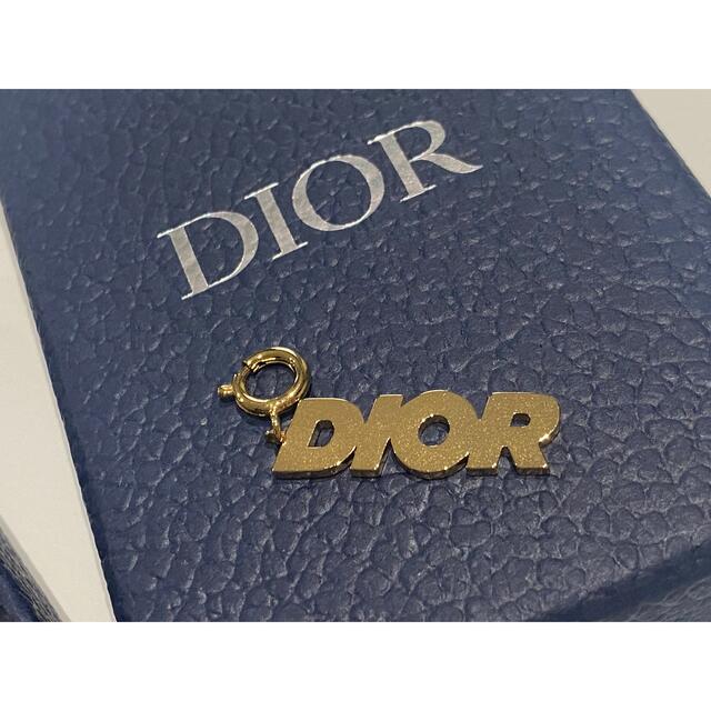 DIOR スニーカーチャーム