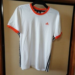 アディダス(adidas)のadidas  半袖Tシャツ(Tシャツ/カットソー(半袖/袖なし))