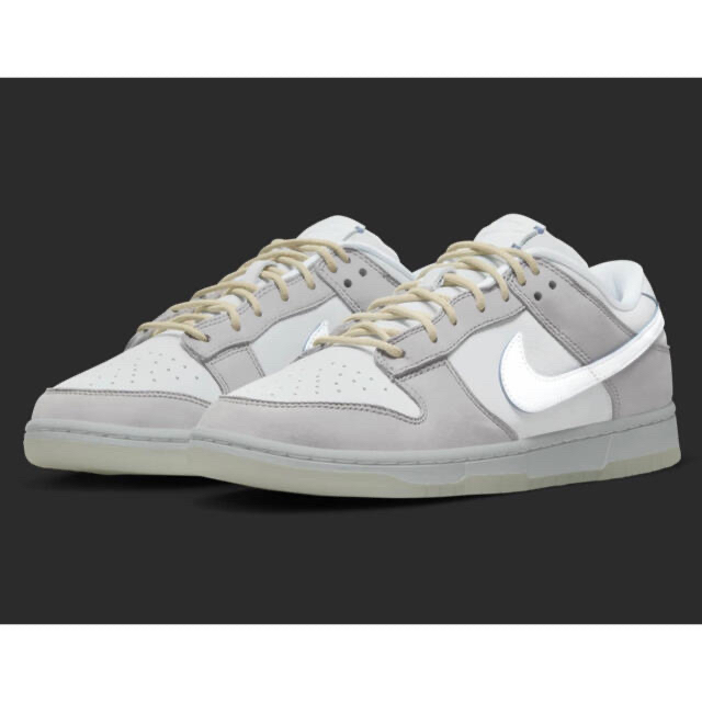 NIKE(ナイキ)のDunk Low "Wolf Grey and Pure Platinum"  メンズの靴/シューズ(スニーカー)の商品写真