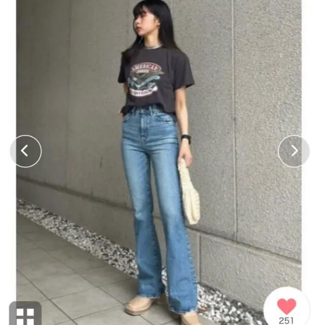 moussy - moussy mvs フレア 24の通販 by あかり's shop|マウジーなら