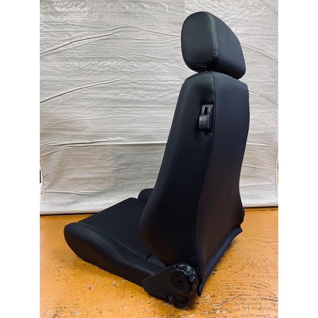 RECARO(レカロ)のレカロ RECARO LX-M セミオーダー シングルステッチ 自動車/バイクの自動車(汎用パーツ)の商品写真