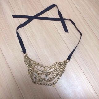 ザラ(ZARA)のコーデのポイントに☆ゴールドネックレス(ネックレス)