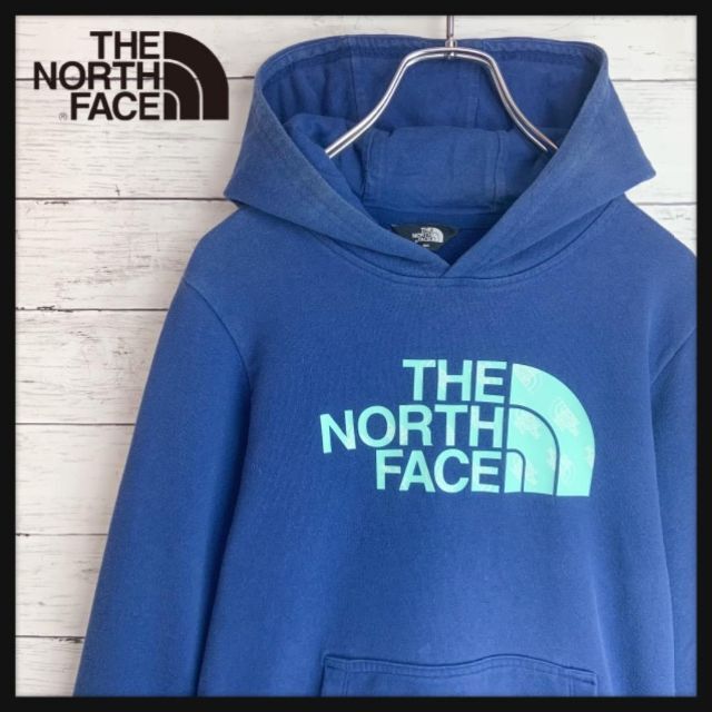 THE NORTH FACE(ザノースフェイス)の【人気デザイン】ノースフェイス ビッグロゴプリント入りパーカー レディースのトップス(パーカー)の商品写真