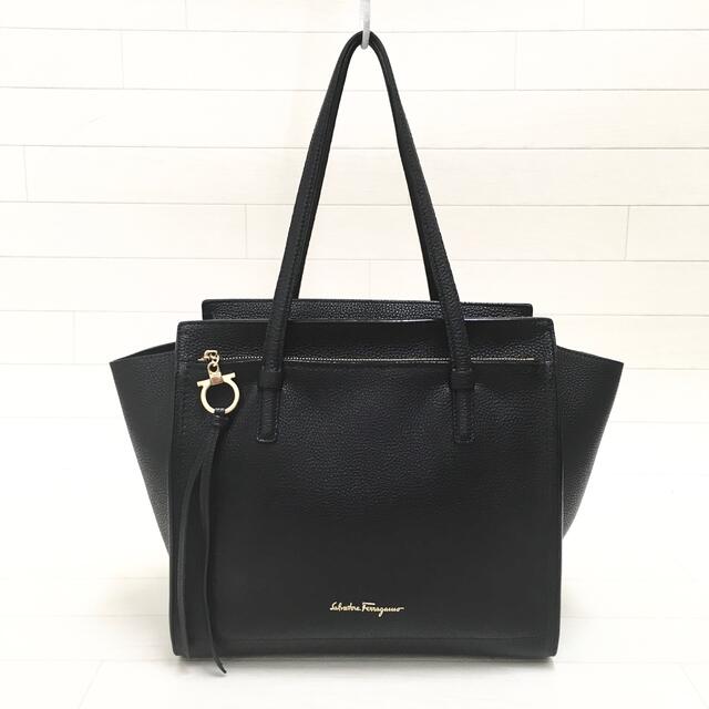 トートバッグ☆超美品・シリアル付☆フェラガモ Ferragamo エイミー AMY ブラック