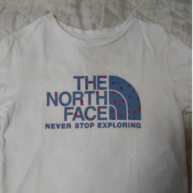 THE NORTH FACE(ザノースフェイス)のノースフェイス　Tシャツ　140 キッズ/ベビー/マタニティのキッズ服女の子用(90cm~)(Tシャツ/カットソー)の商品写真