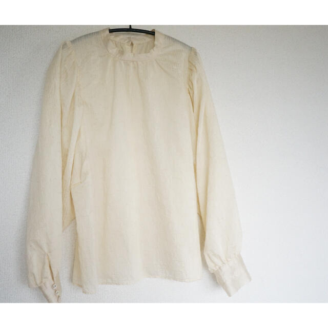 TODAYFUL(トゥデイフル)のEmbroidery Puff Blouse  ／ todayful レディースのトップス(シャツ/ブラウス(長袖/七分))の商品写真