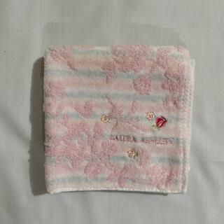 ローラアシュレイ(LAURA ASHLEY)のローラアシュレイ　タオルハンカチ　ピンク　美品　#2195(ハンカチ)