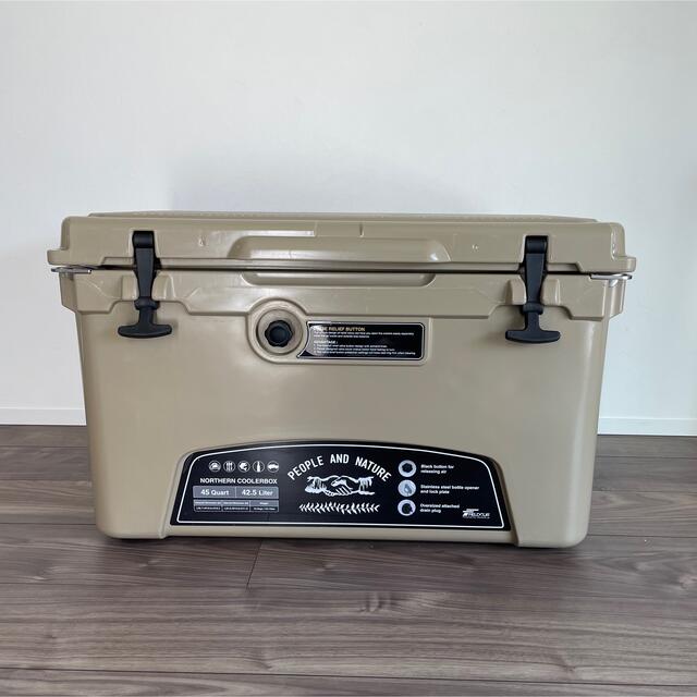 ノーザンクーラーボックス FIELDOOR 42.5L-