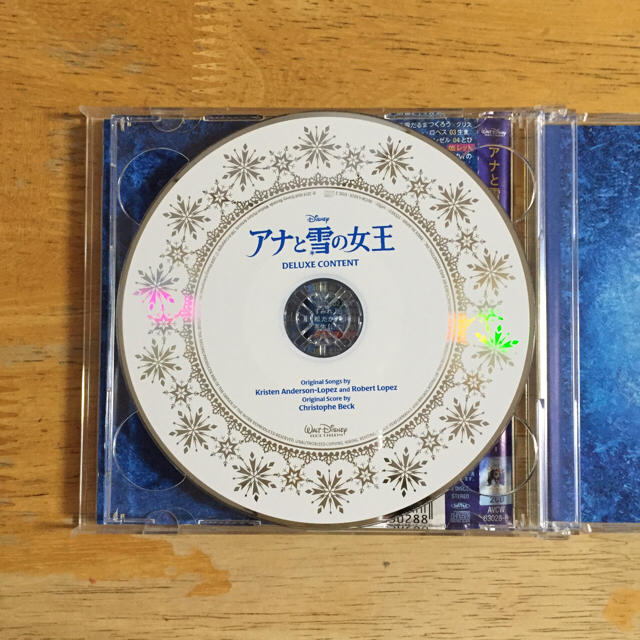 Disney(ディズニー)のアナと雪の女王 CD 豪華2枚組‼︎全48曲 値下げ エンタメ/ホビーのCD(ポップス/ロック(洋楽))の商品写真