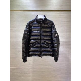 モンクレール ダウンジャケット(メンズ)(ショート)の通販 100点以上 モンクレール ダウンジャケット(メンズ)(ショート)の通販 100点以上