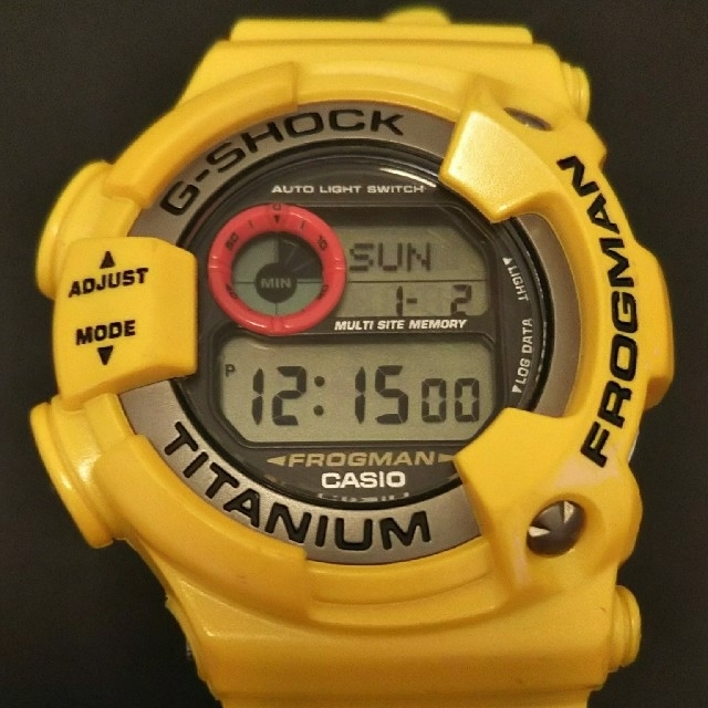 Gショック イエロー フロッグマン 赤目 腕時計(デジタル) Gショック イエロー フロッグマン 赤目 腕時計(デジタル)