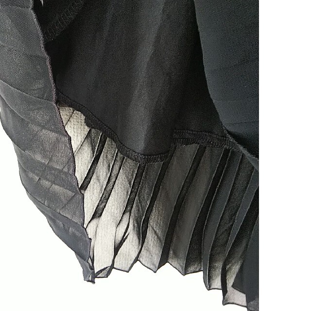 GU(ジーユー)のGU プリーツスカート 黒色 レディースのスカート(ロングスカート)の商品写真