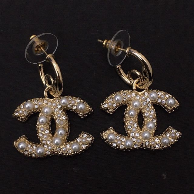 新品 未使用 CHANEL シャネル ピアス CCマーク ストーン ゴールド