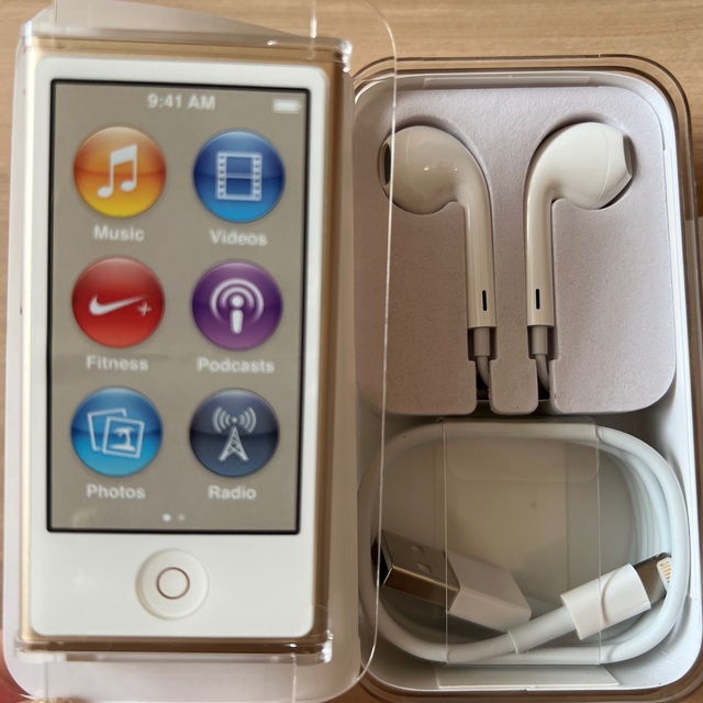 Apple MKMX2ZD/A iPod Nano 16GB gold