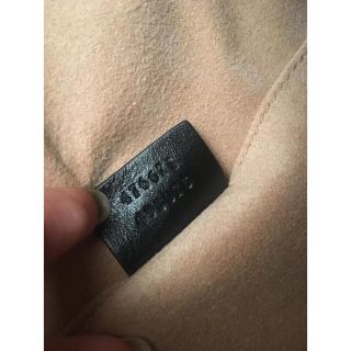 Gucci - 入手困難!) Gucci グッチ バックパック リュック レザー 虫