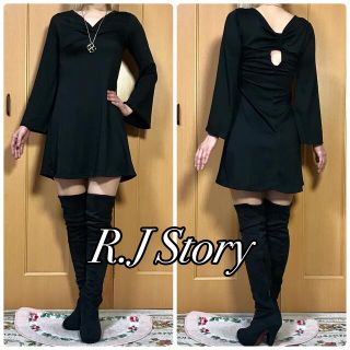 【新品未使用】R J Story 海外製 胸元ツイスト セクシーワンピース(ミニワンピース)