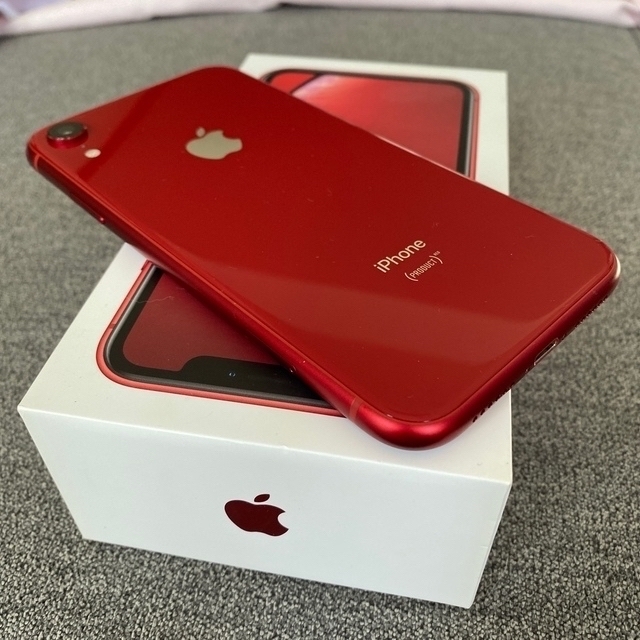 アップル iPhone xr RED スマホ/家電/カメラのスマートフォン/携帯電話(スマートフォン本体)の商品写真