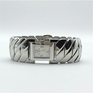 クリスチャンディオール(Christian Dior)の【新品同様】クリスチャンディオール　レディース　時計　腕時計　DIOR　バングル(腕時計)