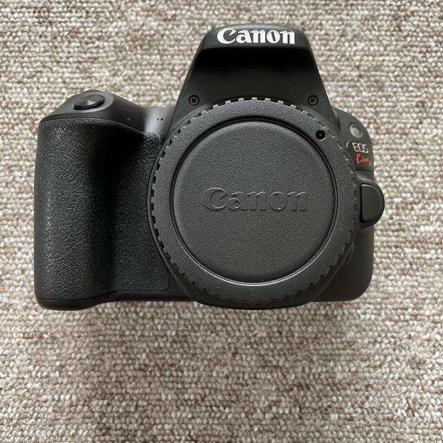 Canon(キヤノン)のCanon EOS Kiss X9 EF-S18-55 ISSTM レンズキット スマホ/家電/カメラのカメラ(デジタル一眼)の商品写真