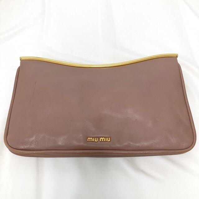 miumiu(ミュウミュウ)のmiumiu クラッチバック　ミュウミュウ レディースのバッグ(クラッチバッグ)の商品写真